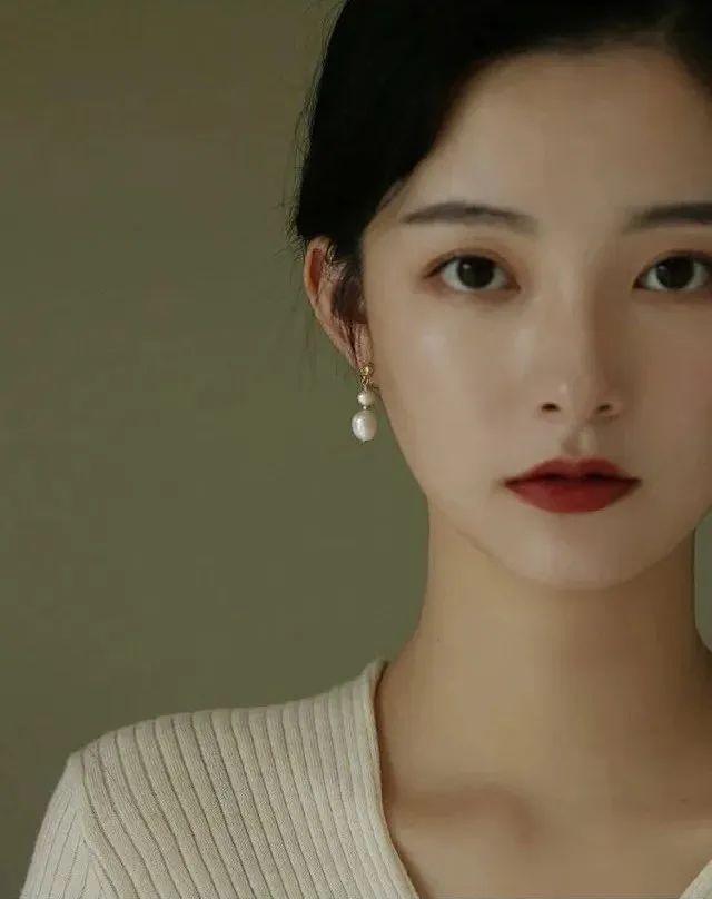 珠给你最顶级的智性美开元棋牌10款灰珍(图3)