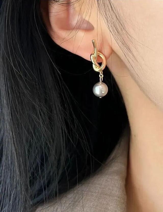 珠给你最顶级的智性美开元棋牌10款灰珍(图4)